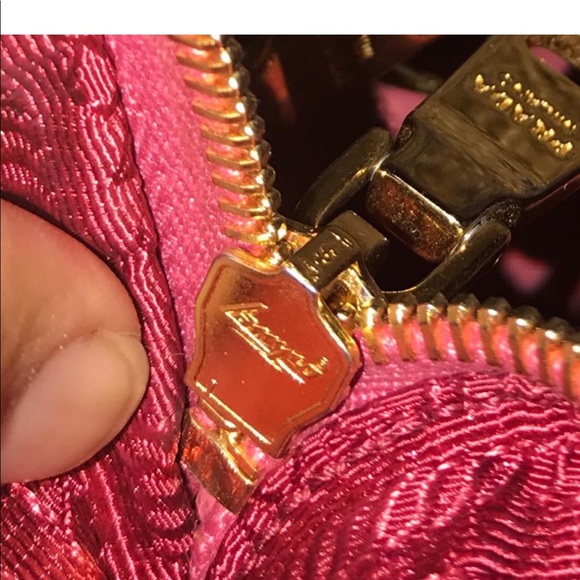 🚫SOLD🚫Auth, pre-owned PRADA SAFFIANO Bag - Picture 8 of 8